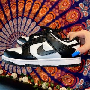 ❤️ Nike Dunk Low Black/ White “Pandas”